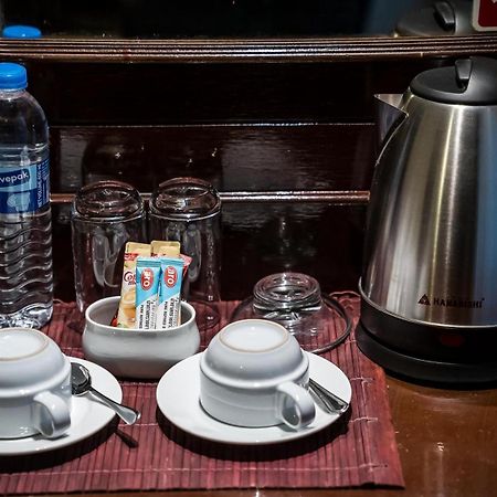 Hemingway'S Hotel Patong Ngoại thất bức ảnh